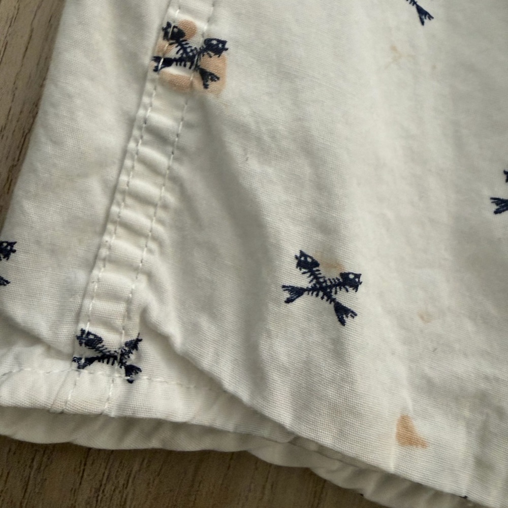 Vineyard Vines Kids' Cream Shirt with Navy Pattern - Picture 6 of 6